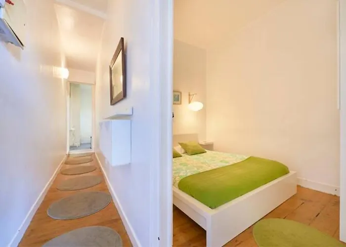 Apartment In Trigueiros With A Great View شقة